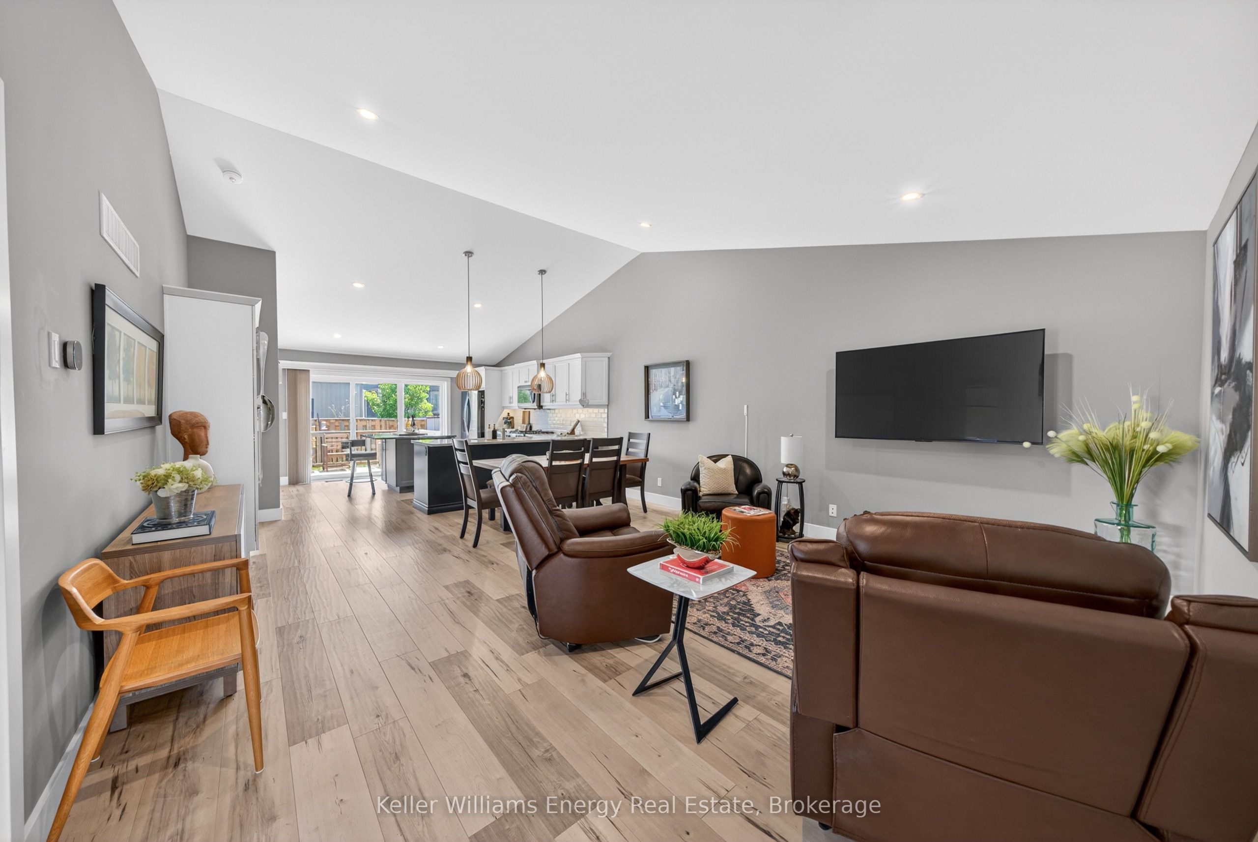 7 Farrington Crescent Property Photo 7