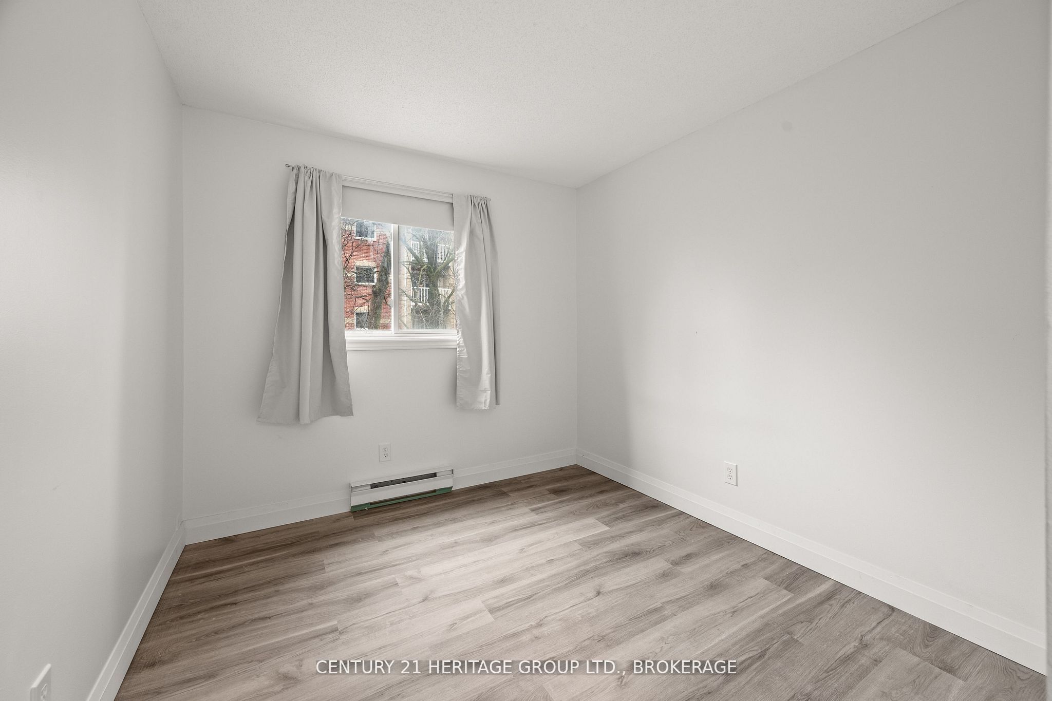 561 Armstrong Road 202 Property Photo 14