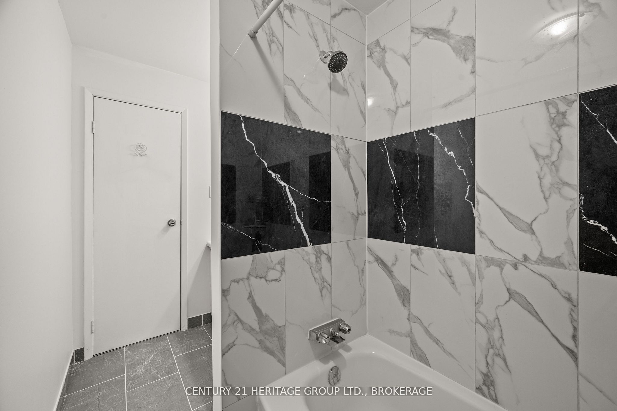561 Armstrong Road 202 Property Photo 16