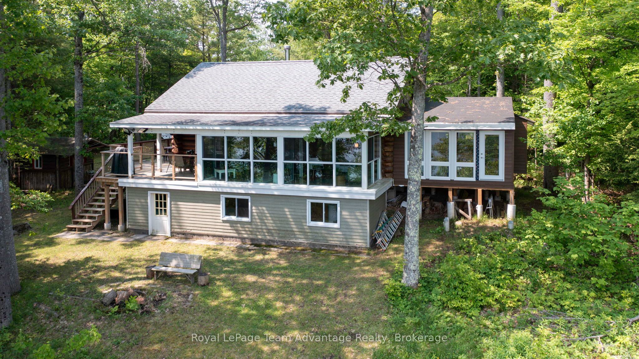 25 Limbert Lane N Property Photo 34
