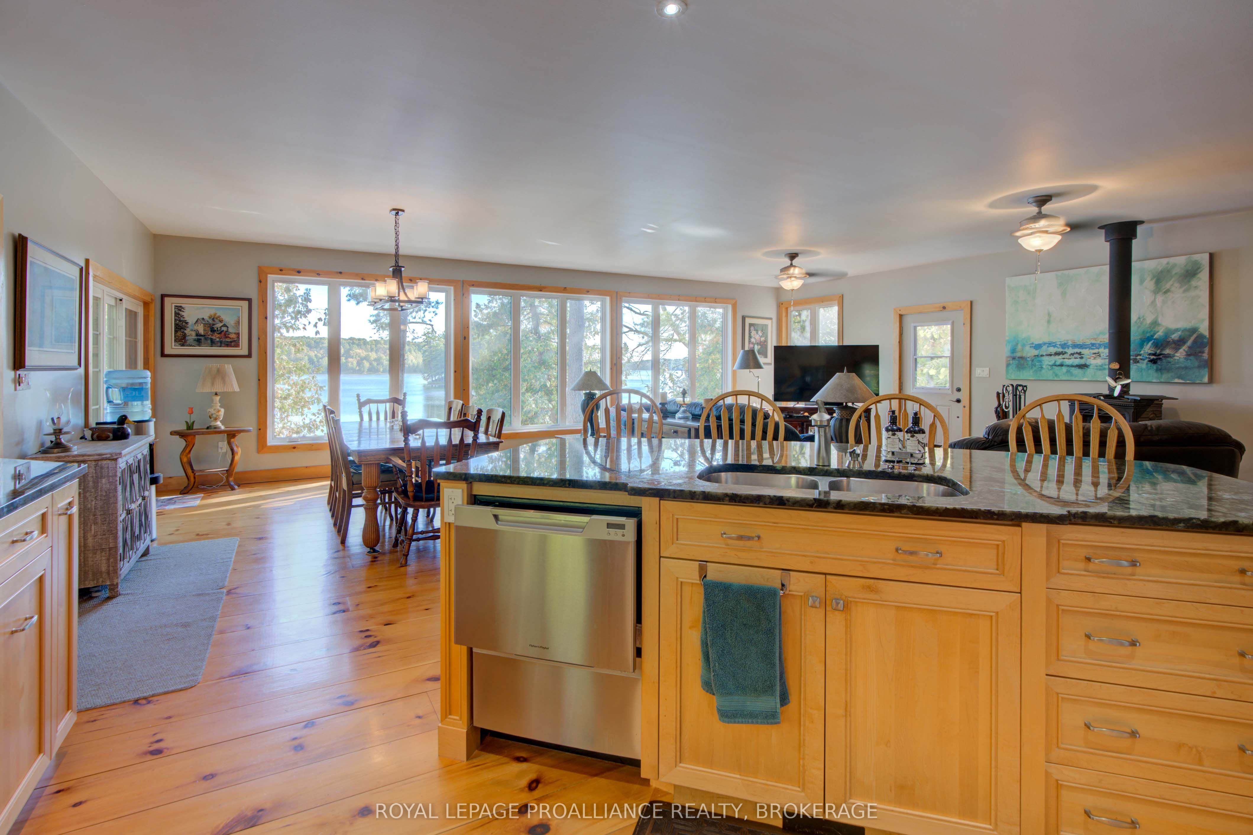 441 B Maccomish Lane Property Photo 15