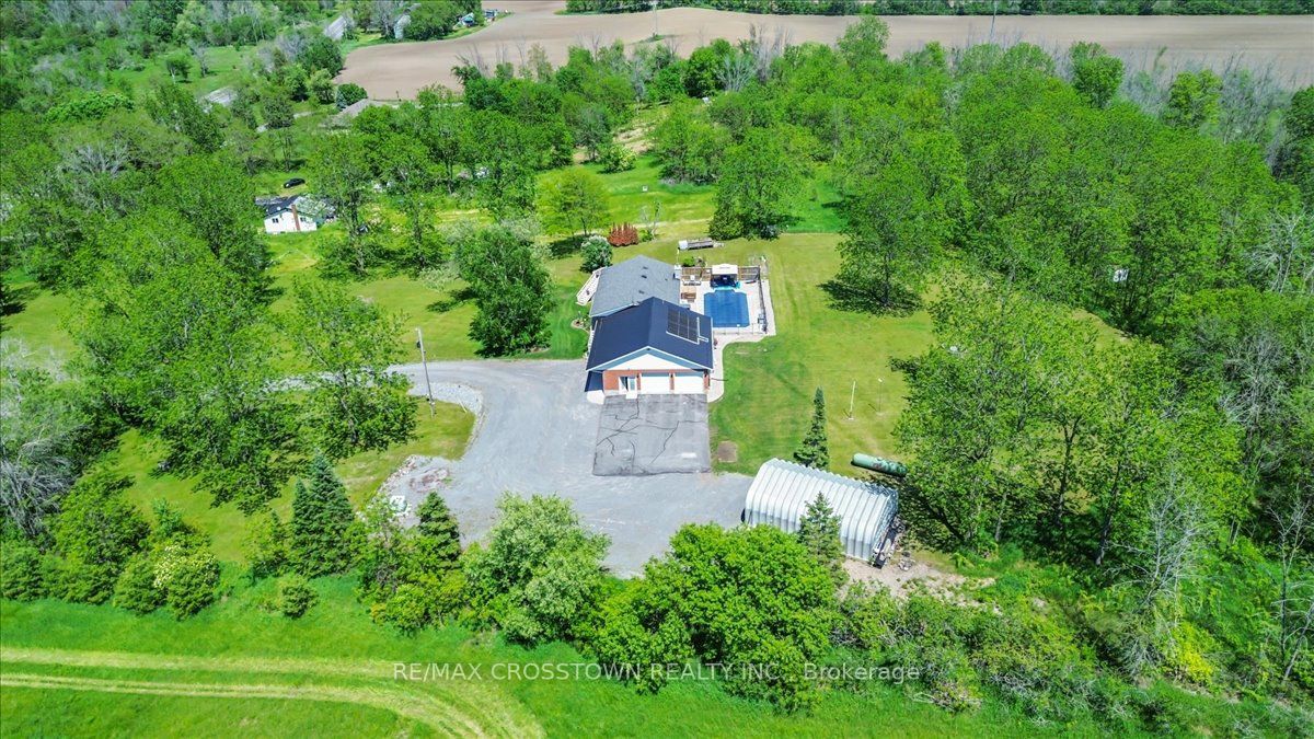 1074 Millhaven Road Property Photo 7