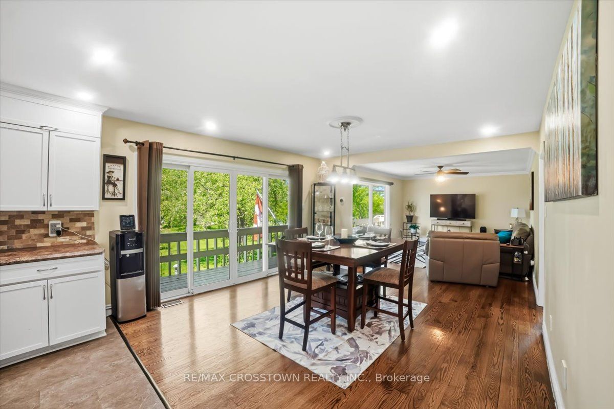 1074 Millhaven Road Property Photo 12