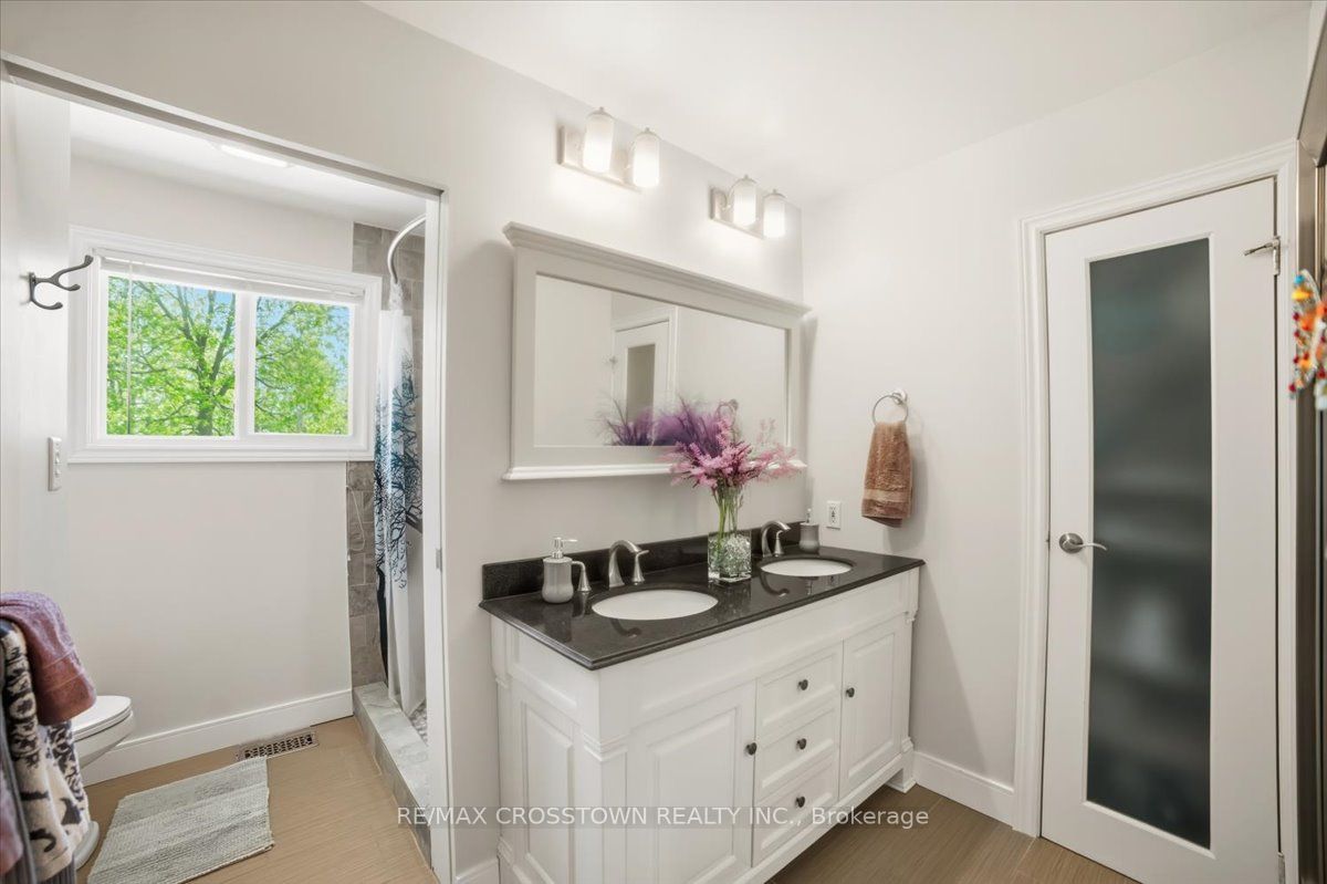 1074 Millhaven Road Property Photo 21
