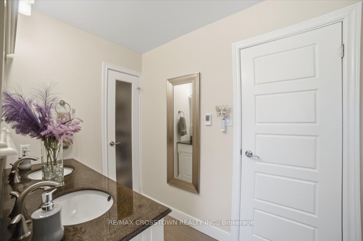 1074 Millhaven Road Property Photo 22