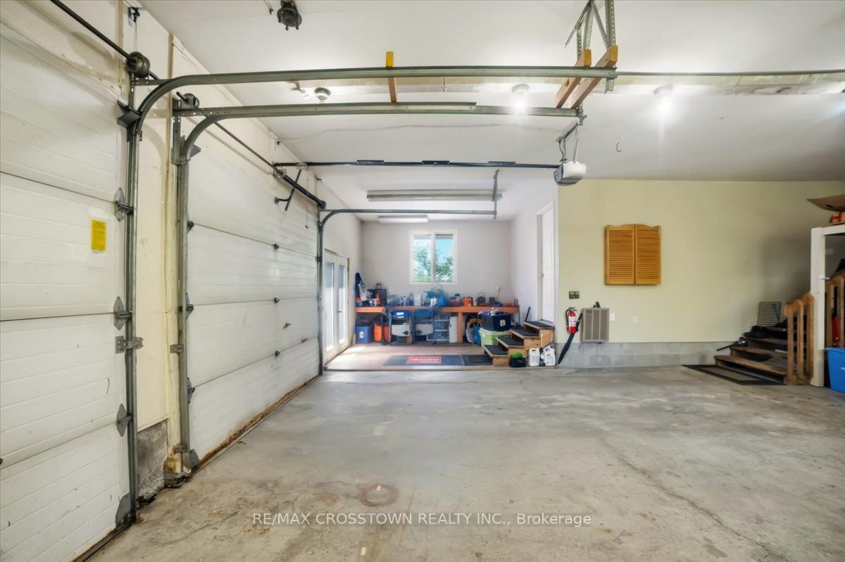 1074 Millhaven Road Property Photo 37