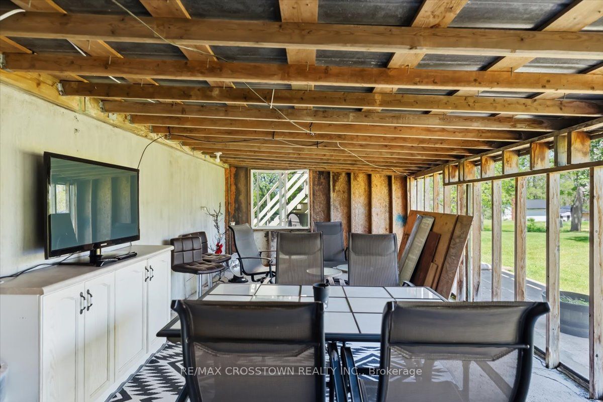1074 Millhaven Road Property Photo 39