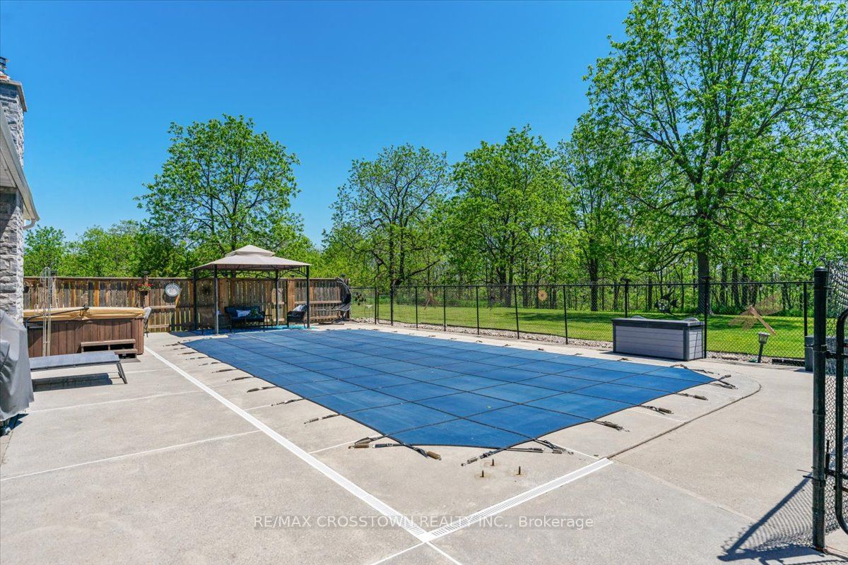 1074 Millhaven Road Property Photo 40