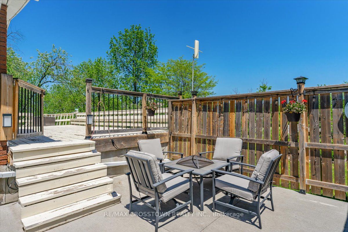 1074 Millhaven Road Property Photo 44