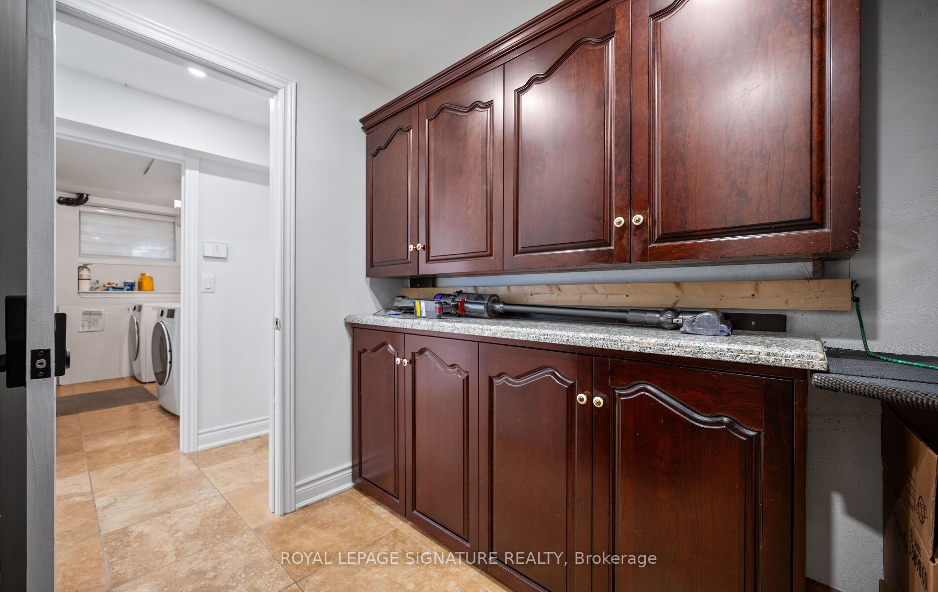 17 Wendakee Drive Property Photo 34