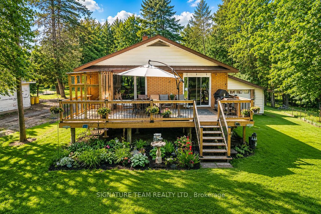 1706 Black Bay Road Property Photo 4