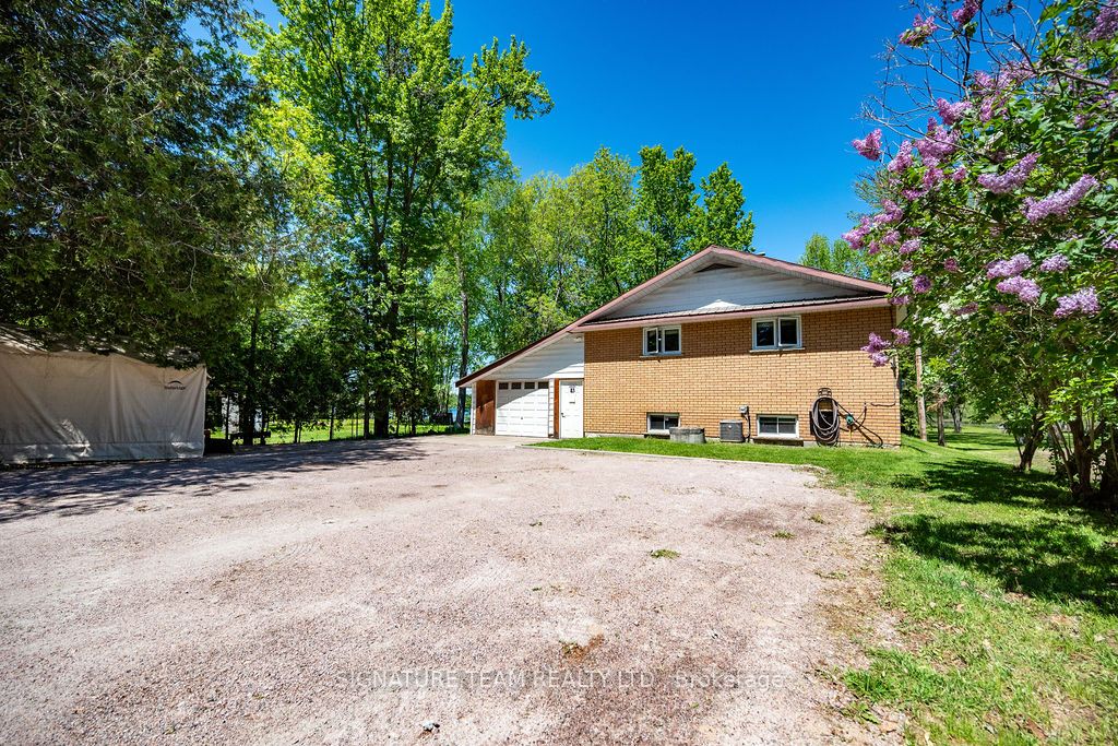 1706 Black Bay Road Property Photo 20