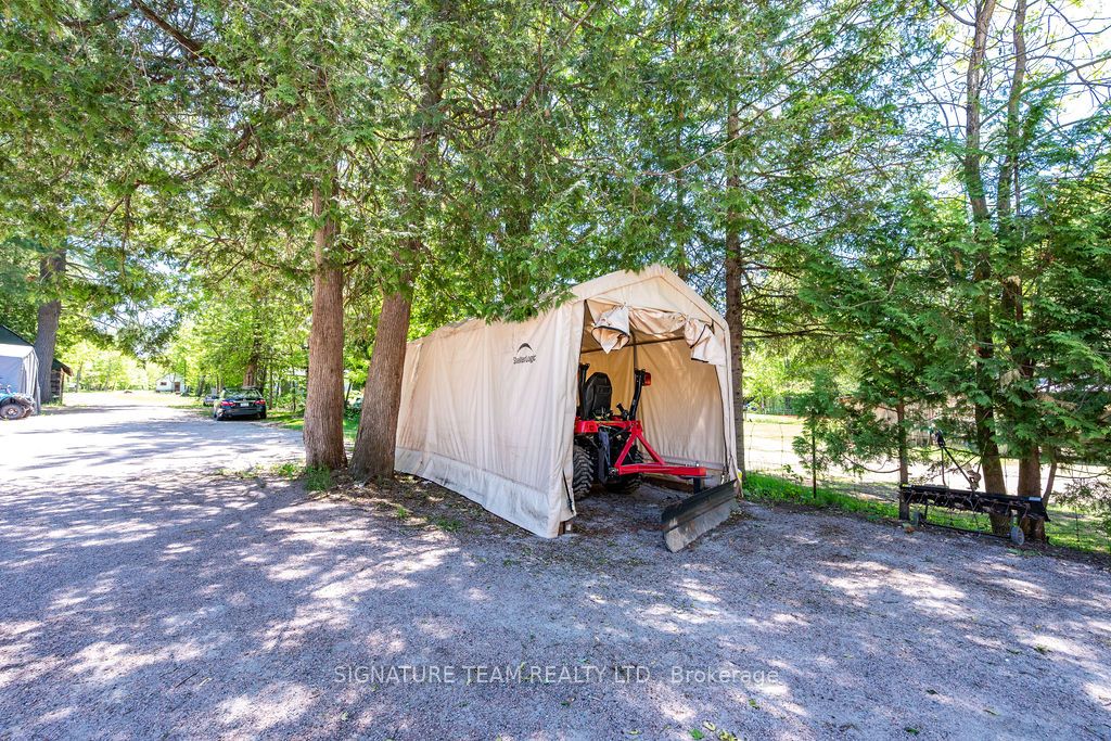 1706 Black Bay Road Property Photo 21