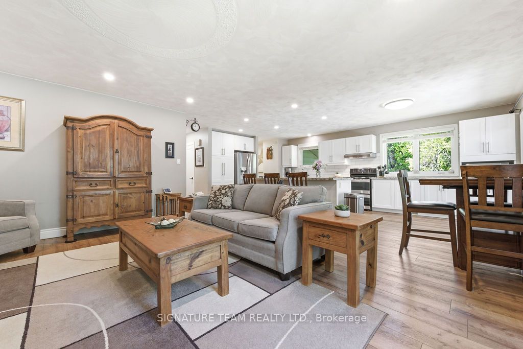 1706 Black Bay Road Property Photo 35