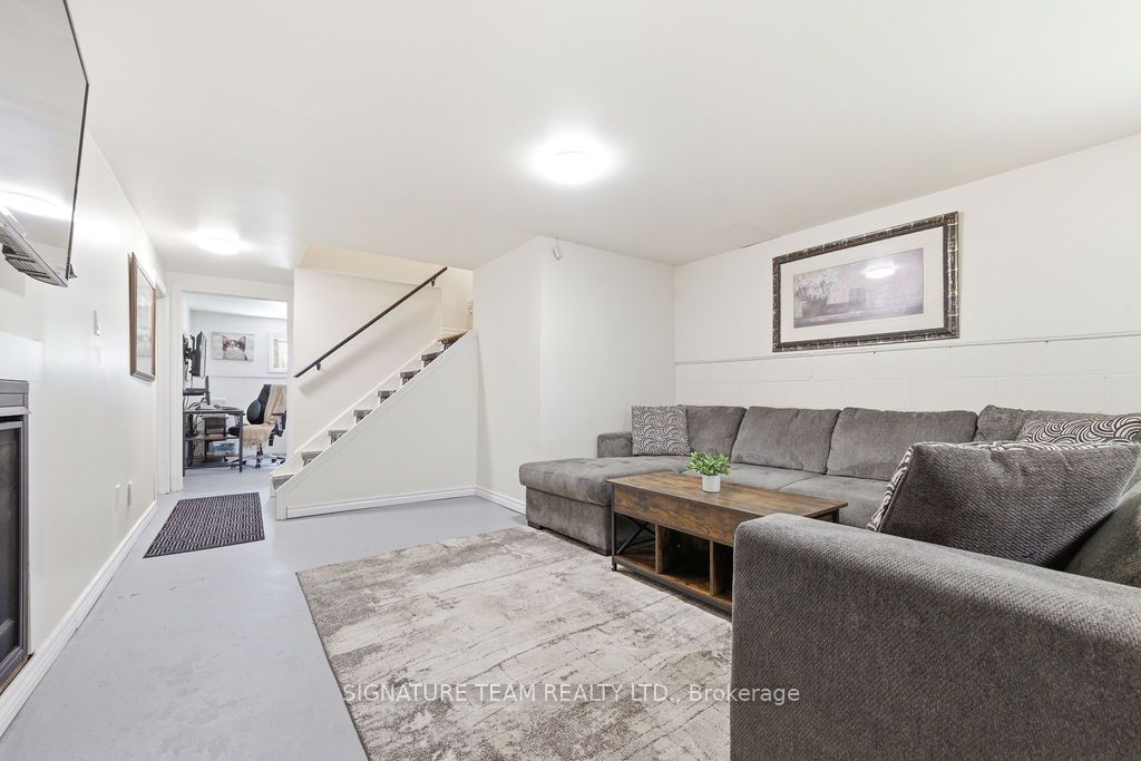 1706 Black Bay Road Property Photo 45