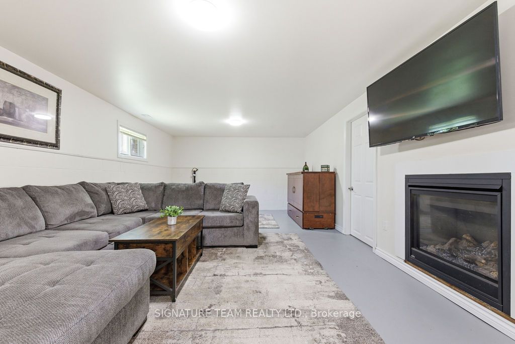 1706 Black Bay Road Property Photo 46