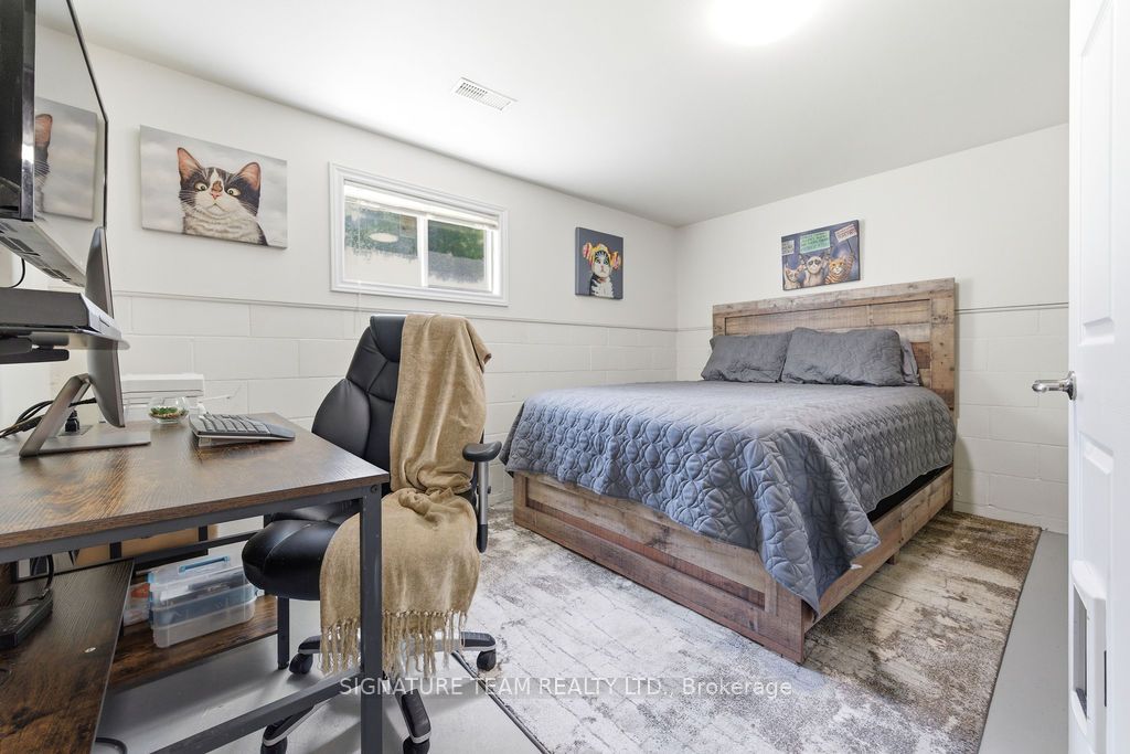 1706 Black Bay Road Property Photo 47