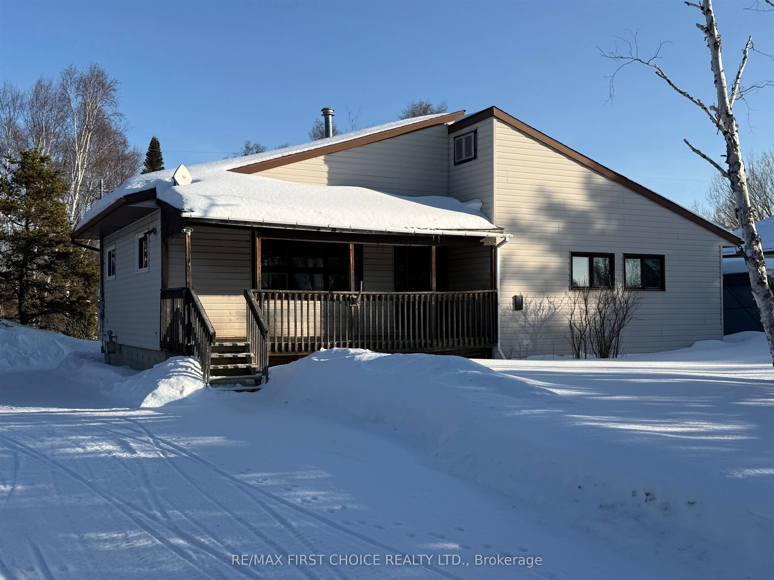 14 Superior Avenue Property Photo 1