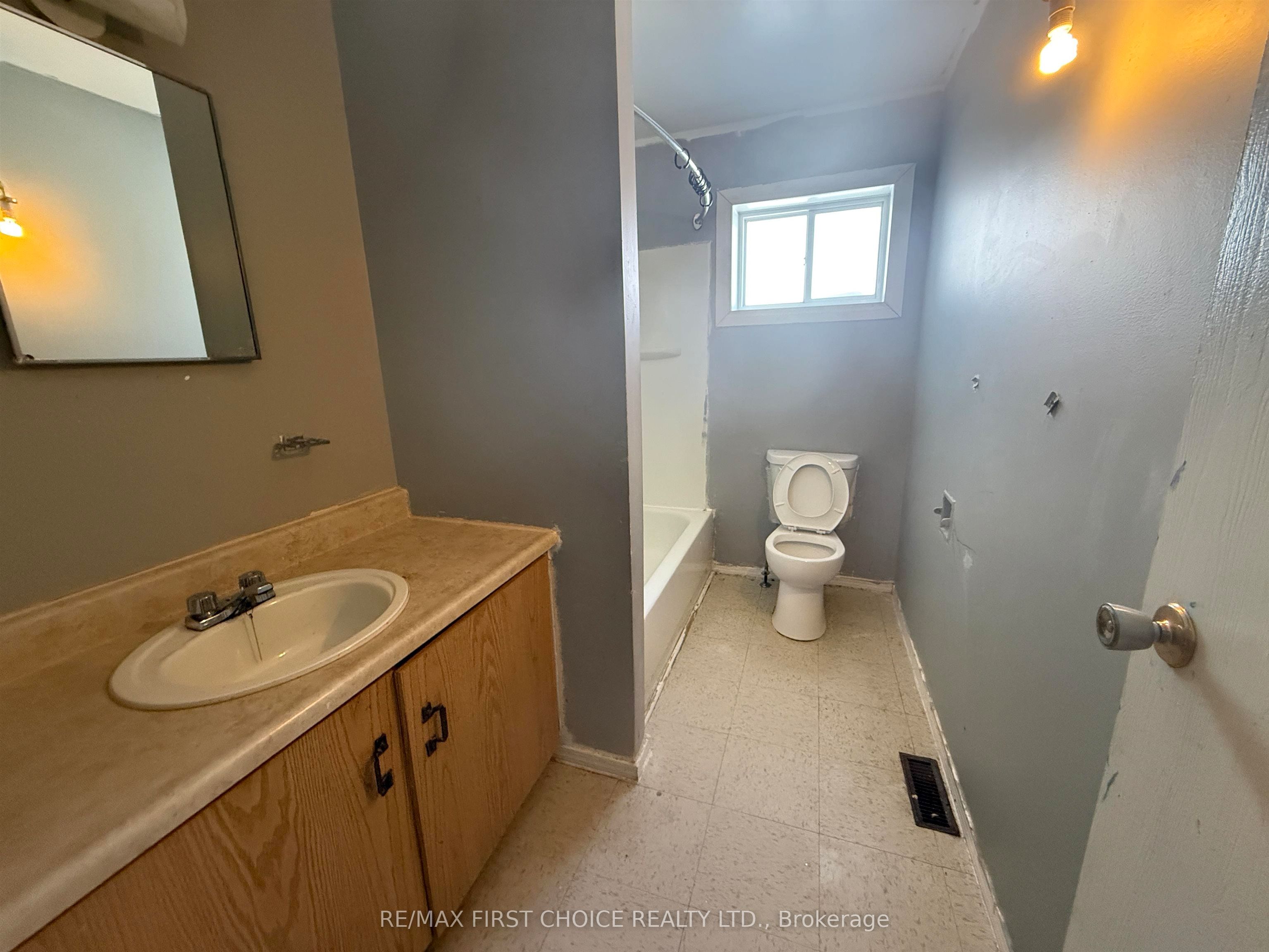 14 Superior Avenue Property Photo 6