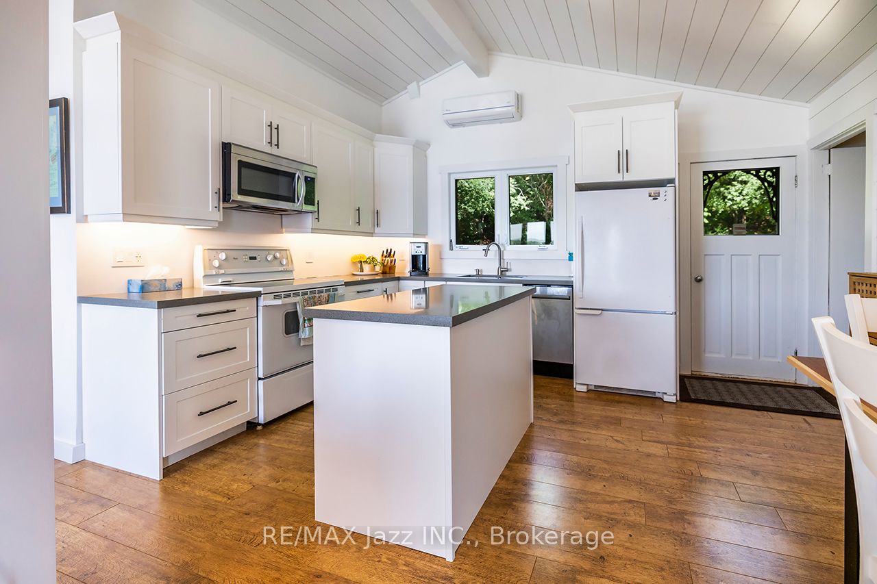 82 Cow Island Property Photo 32
