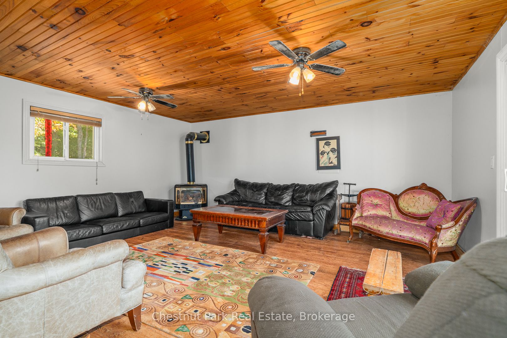 1190 Hekkla Road Property Photo 7