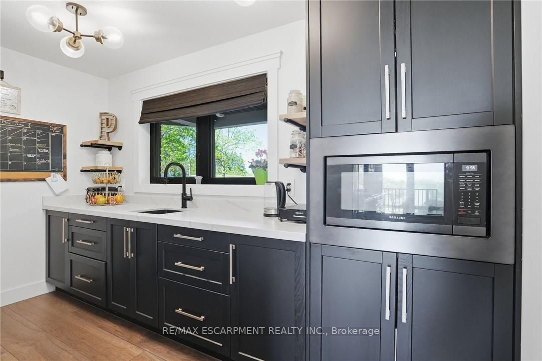 71 Miles Road Property Photo 14