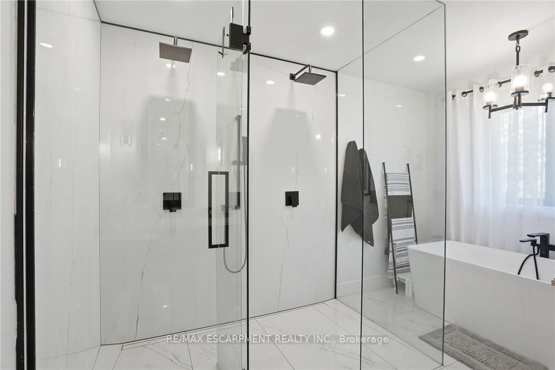 71 Miles Road Property Photo 27