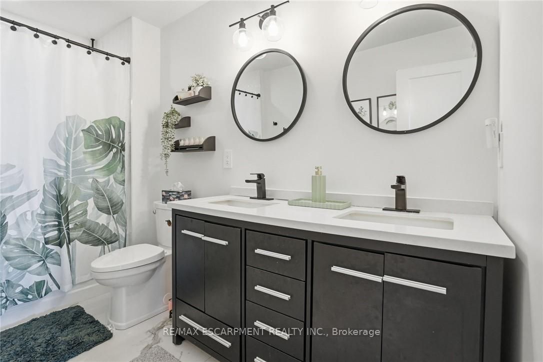 71 Miles Road Property Photo 34