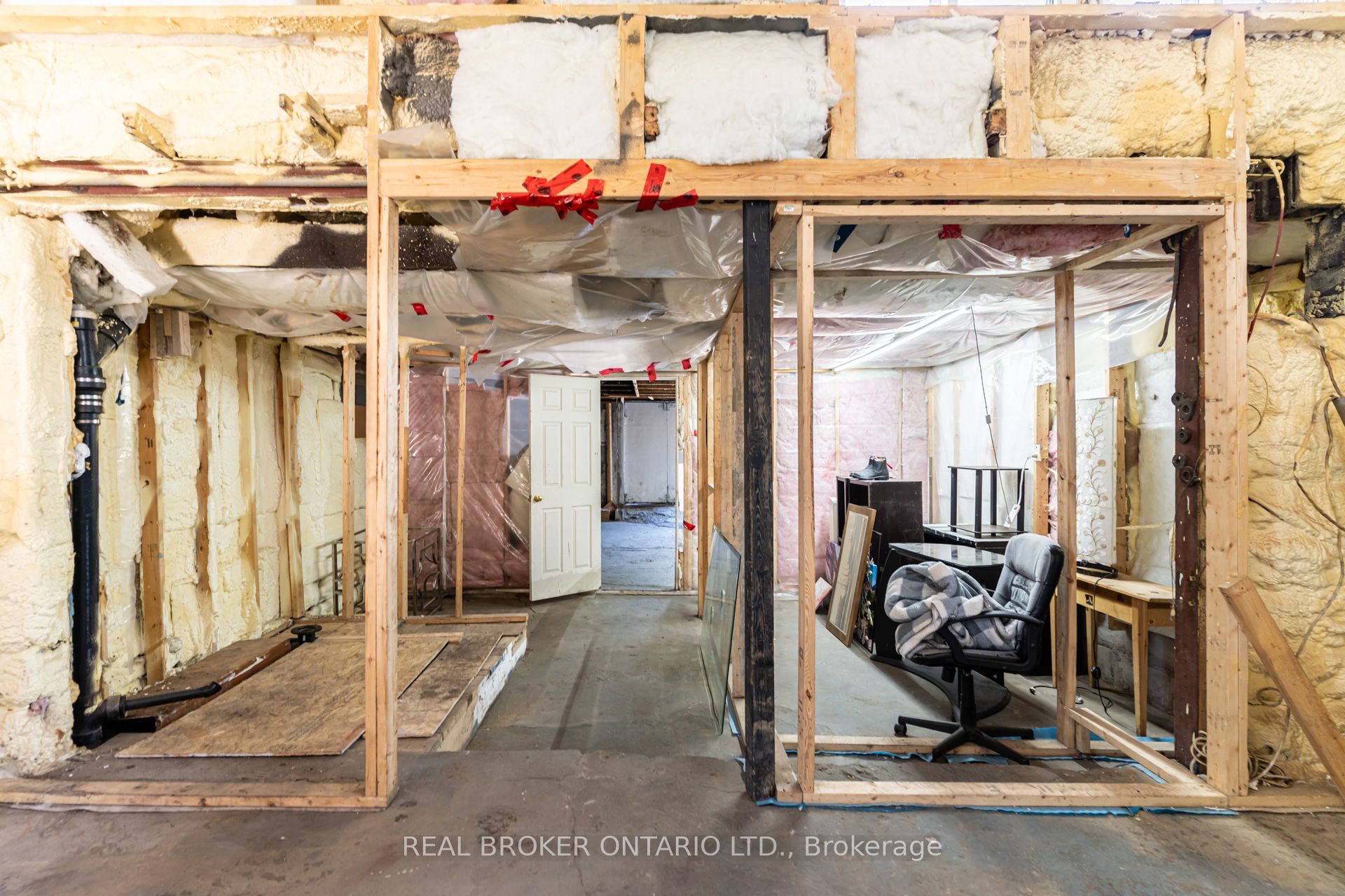 127 Barnesdale Avenue N Property Photo 42
