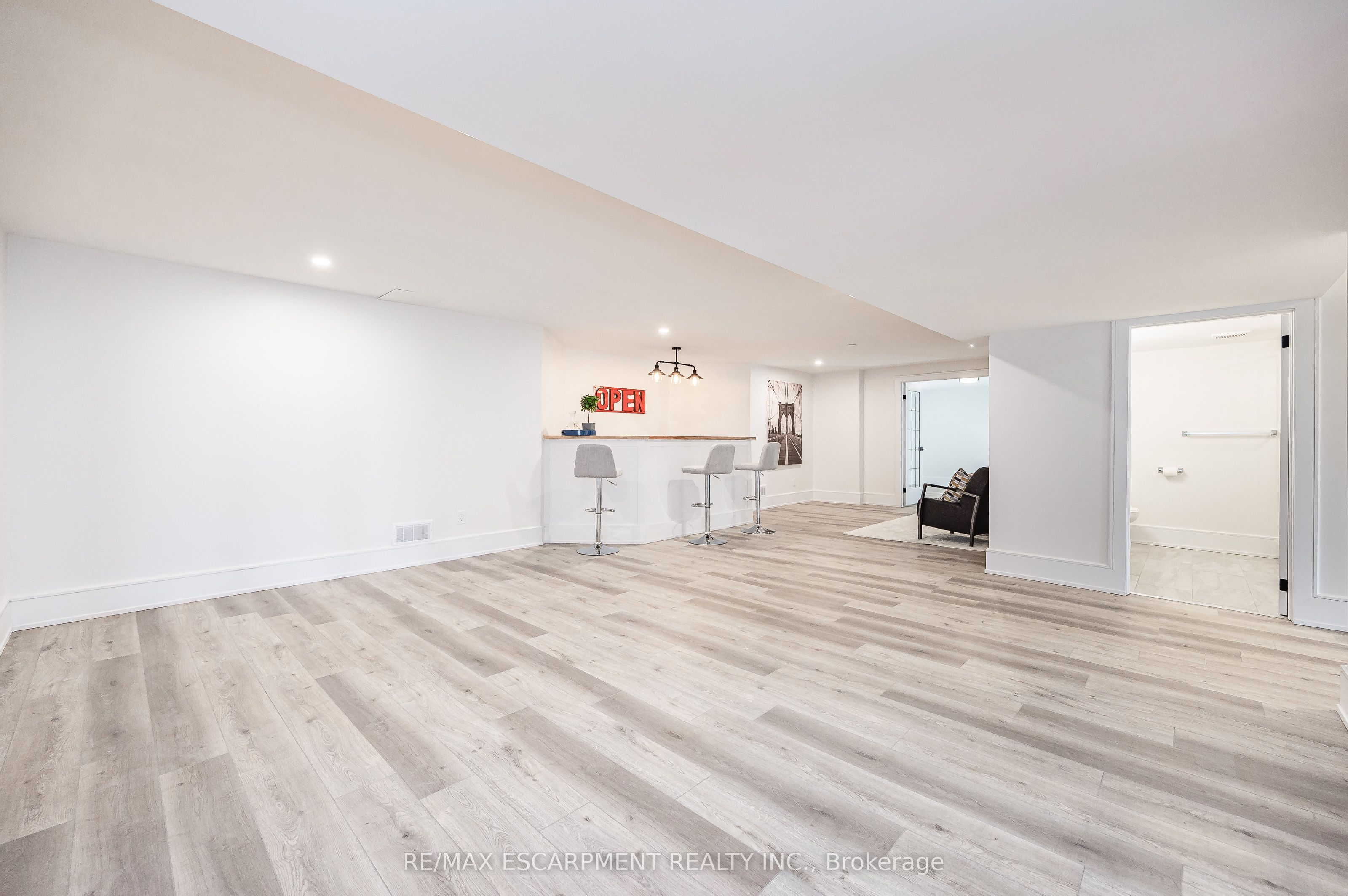 175 Bluebell Crescent Property Photo 33