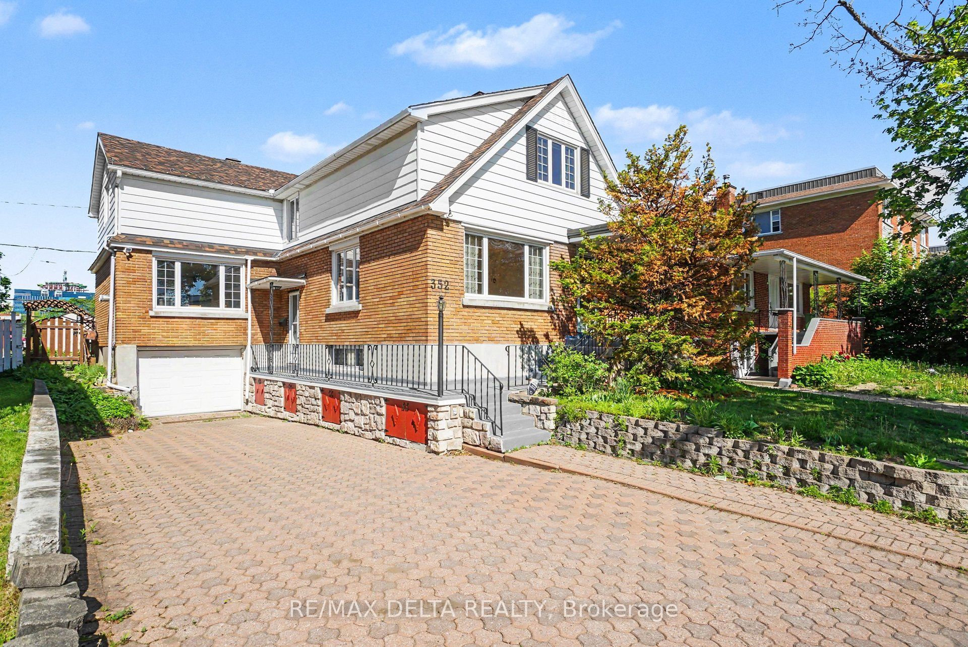 352 Lacasse Avenue Property Photo 3