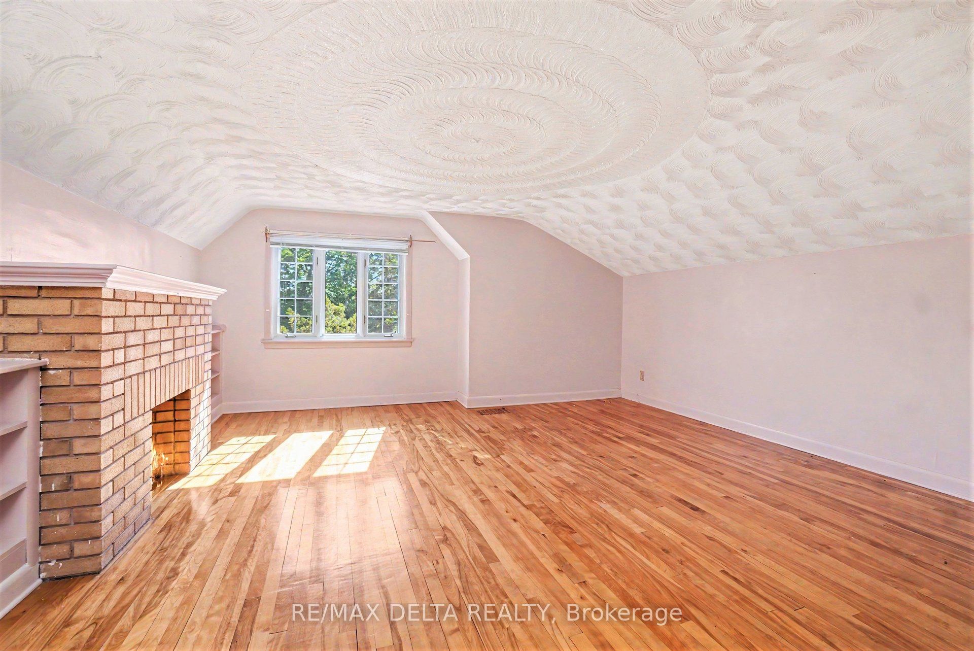 352 Lacasse Avenue Property Photo 16