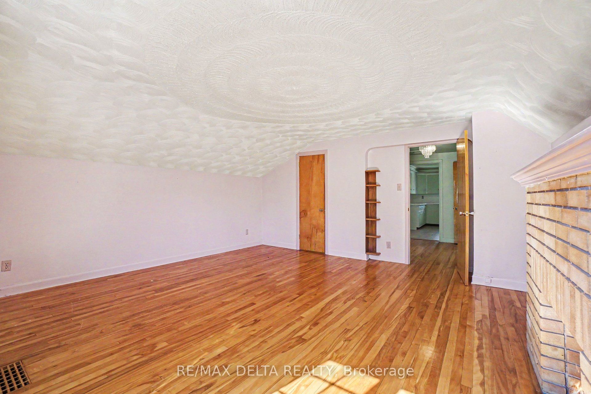 352 Lacasse Avenue Property Photo 18