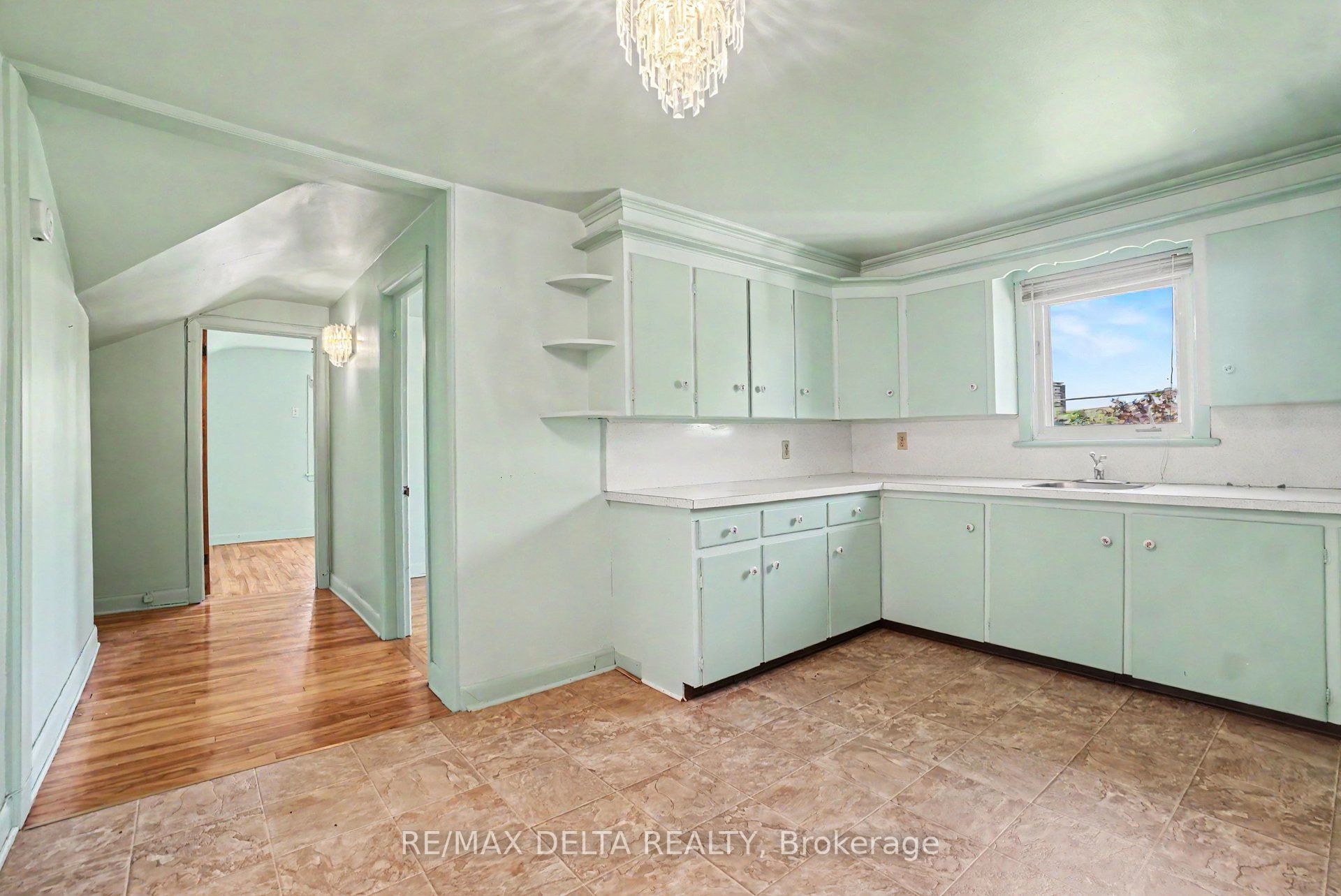352 Lacasse Avenue Property Photo 27