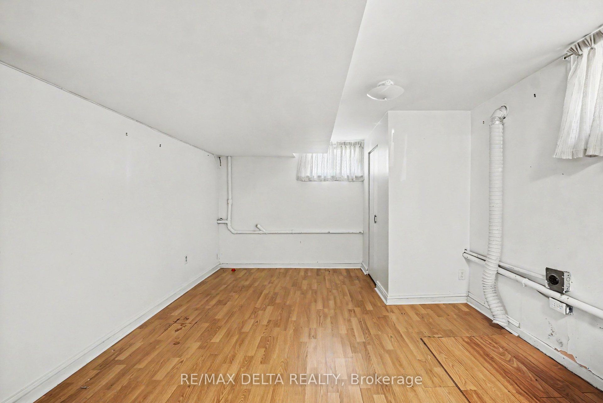 352 Lacasse Avenue Property Photo 38