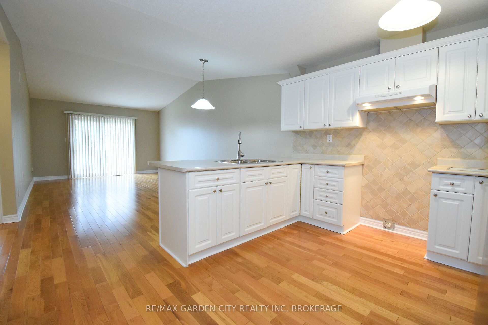 162 First Street 11 Property Photo 6