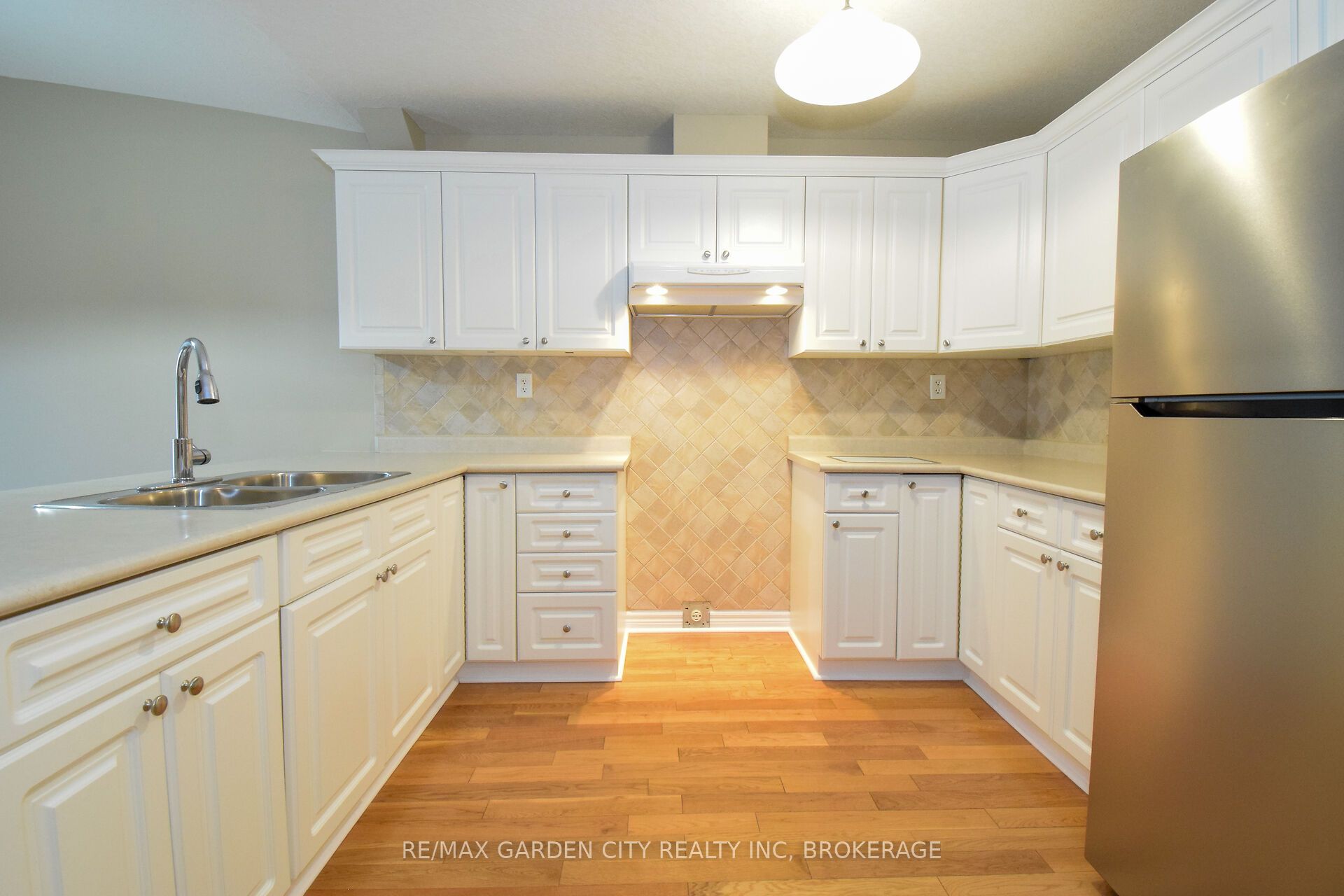 162 First Street 11 Property Photo 7