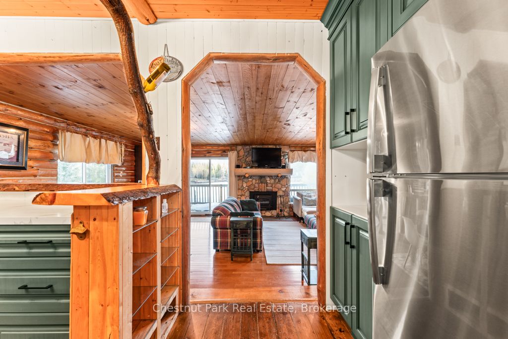 893 Relative Road Property Photo 15