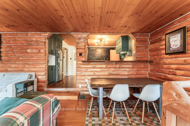 893 Relative Road Property Photo 16