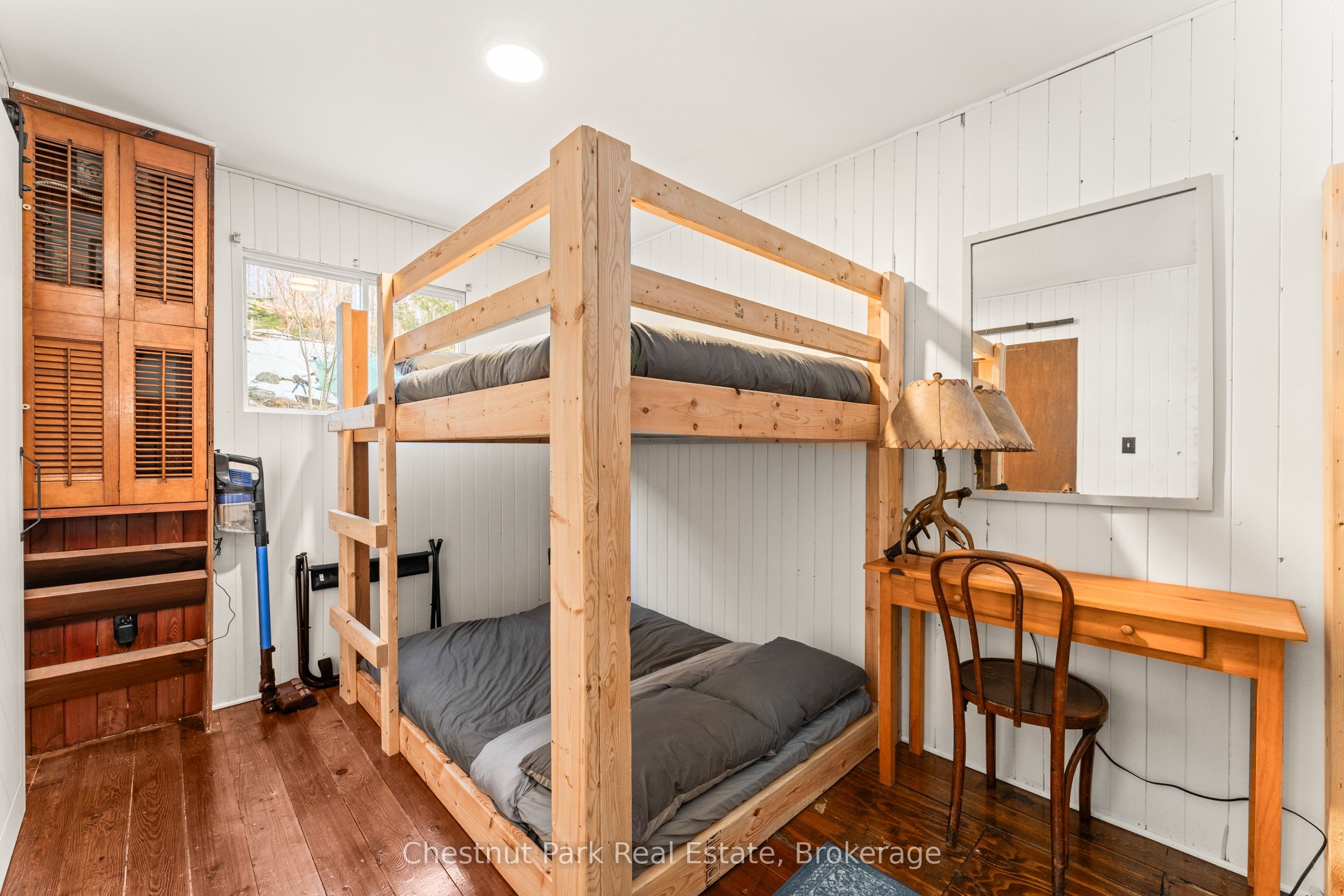 893 Relative Road Property Photo 29