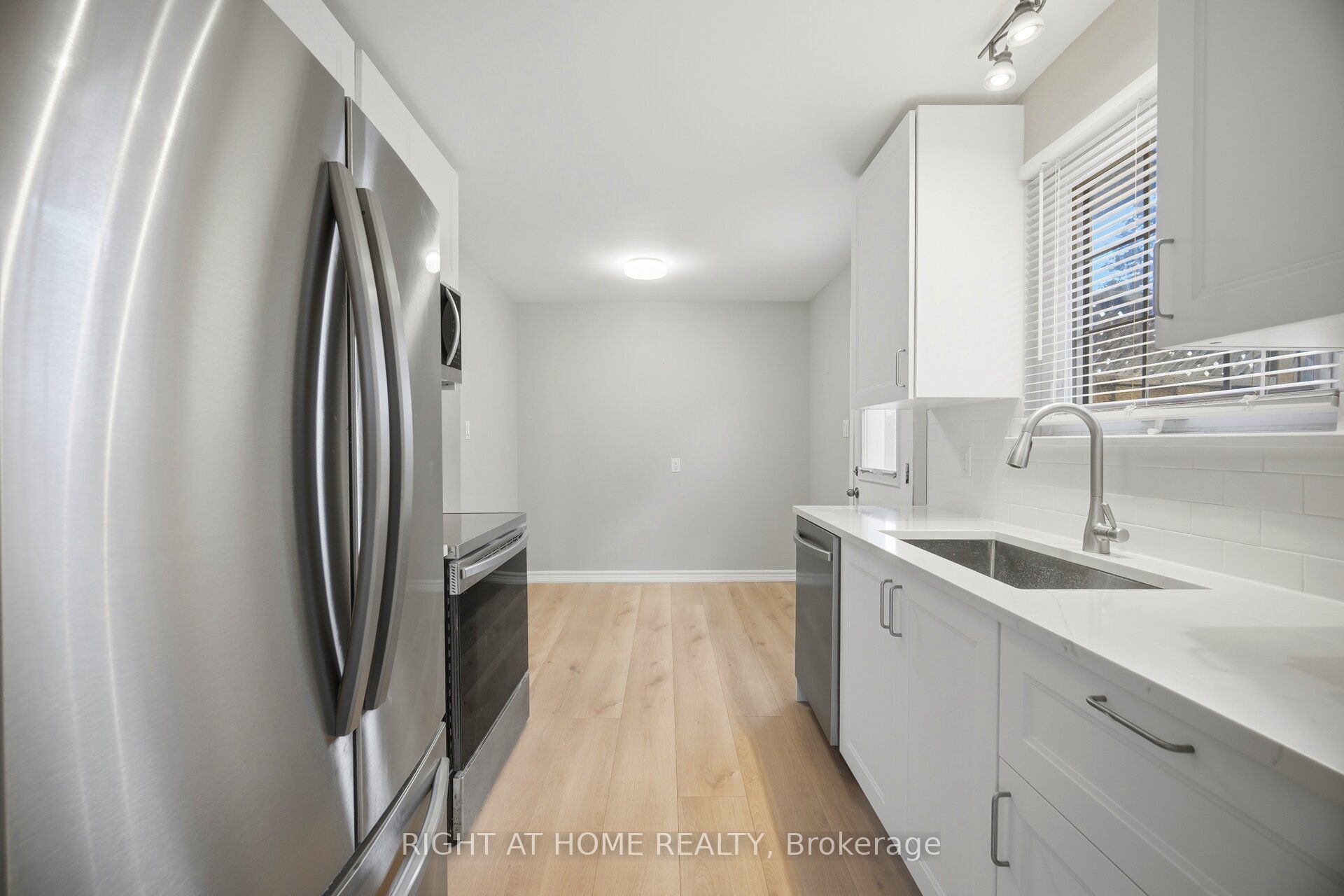 309 Simon Street Property Photo 7