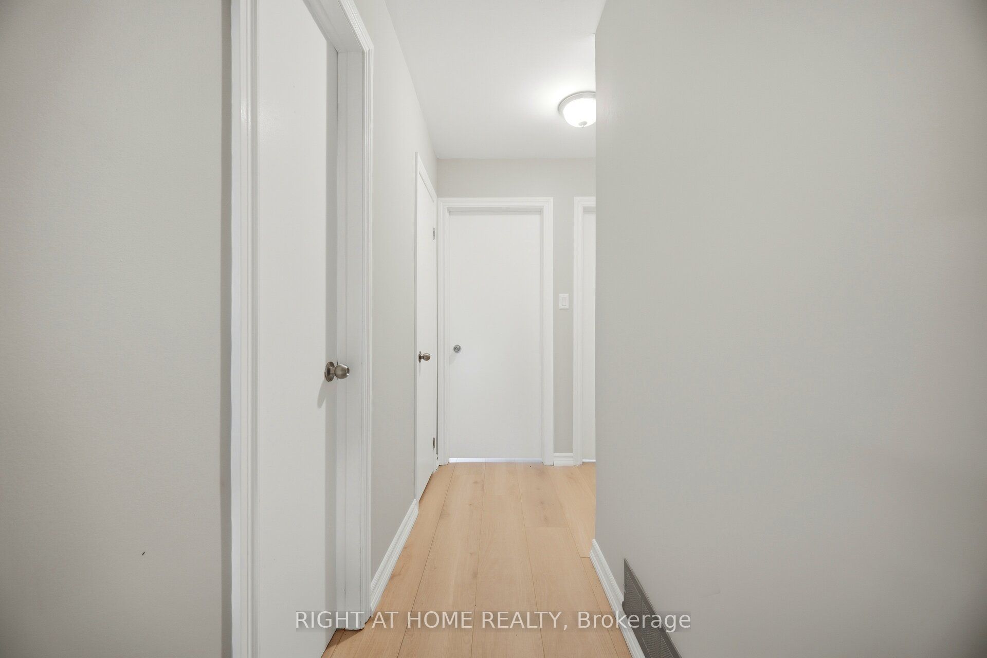 309 Simon Street Property Photo 14
