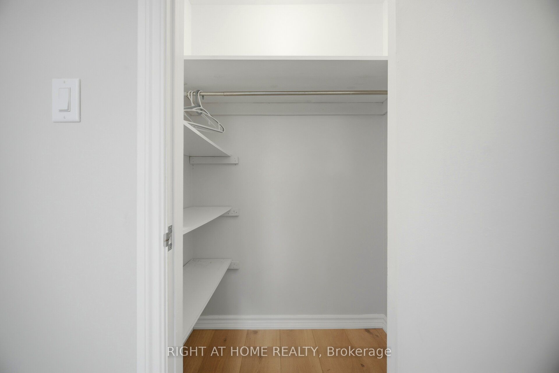 309 Simon Street Property Photo 16