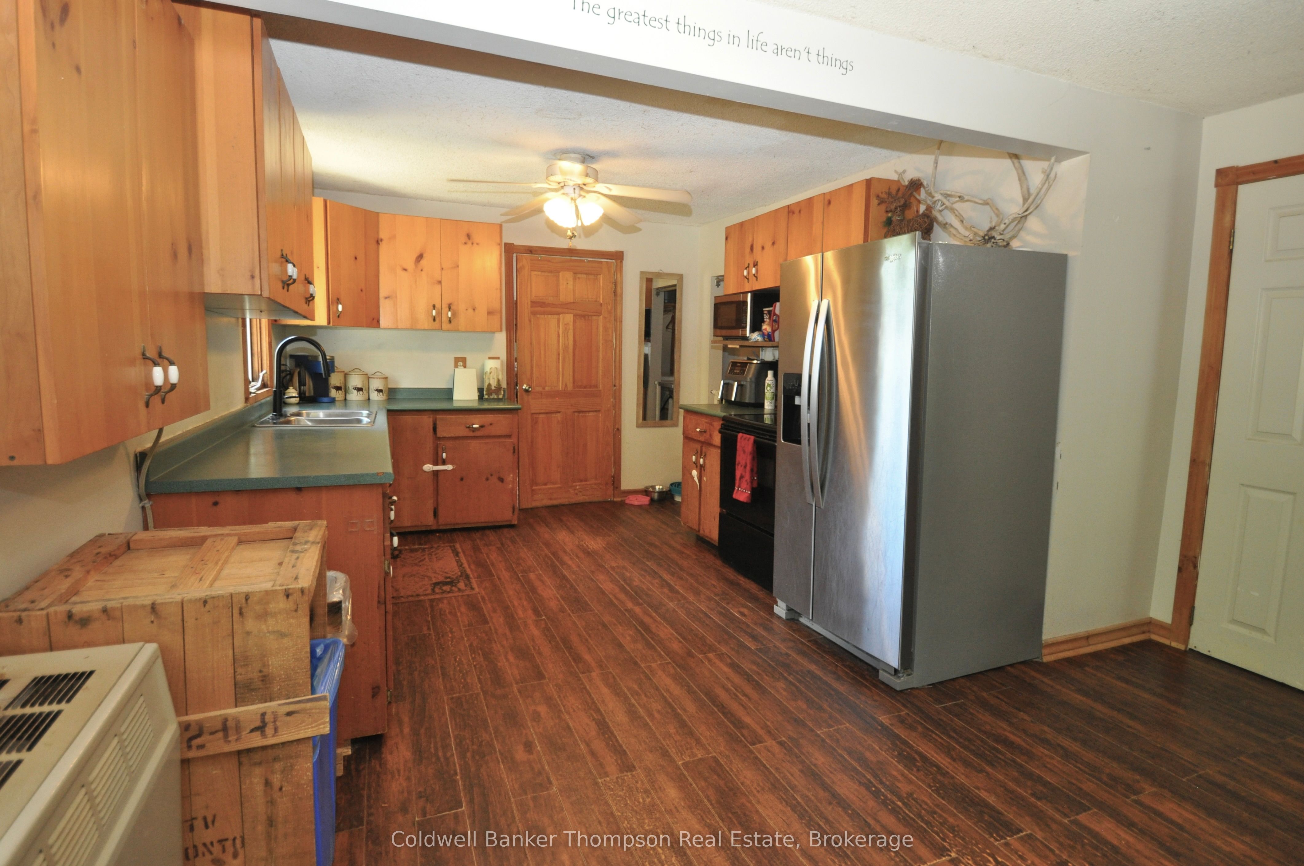 31 Hutcheson Beach Road Property Photo 8