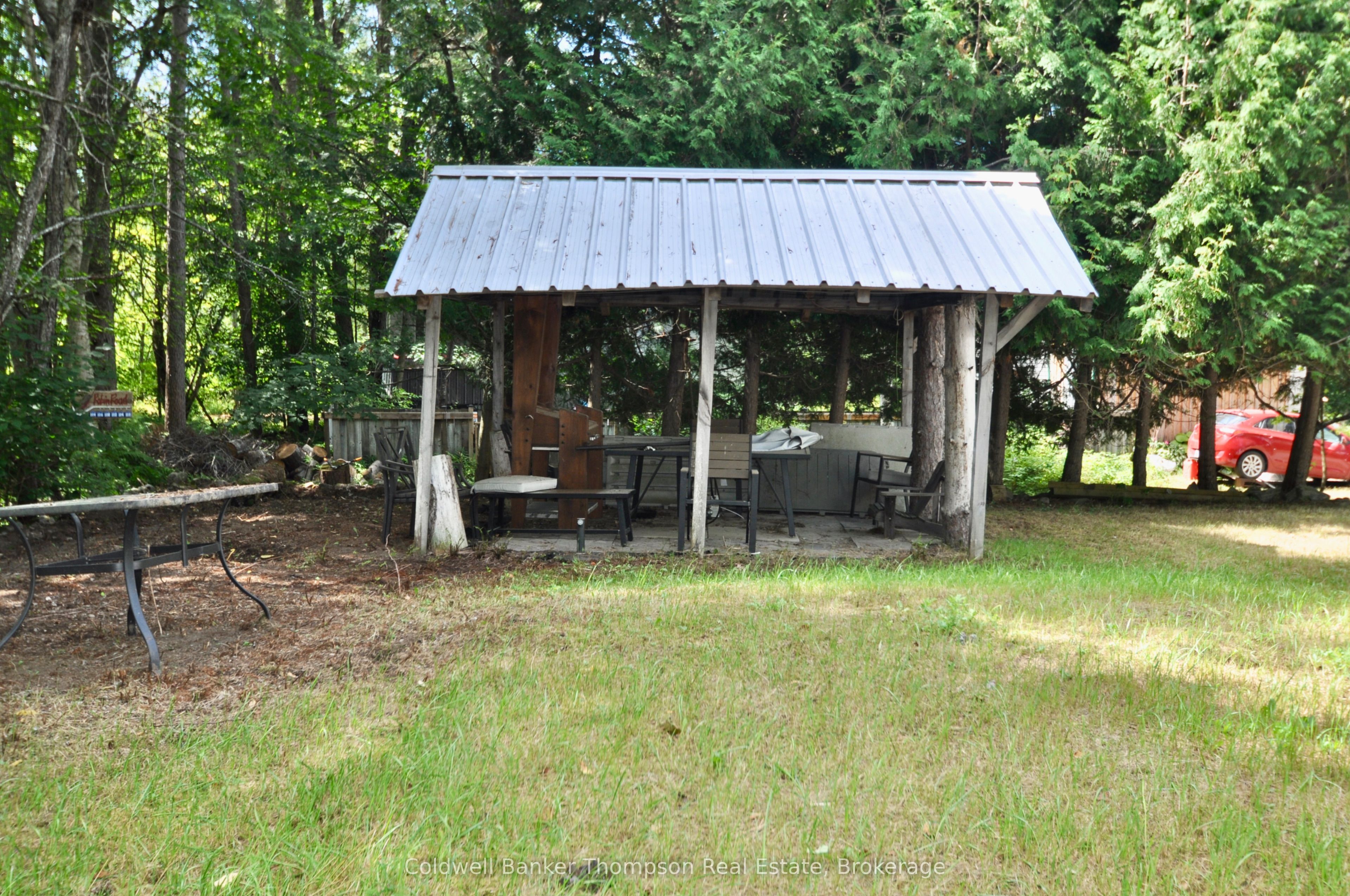 31 Hutcheson Beach Road Property Photo 32