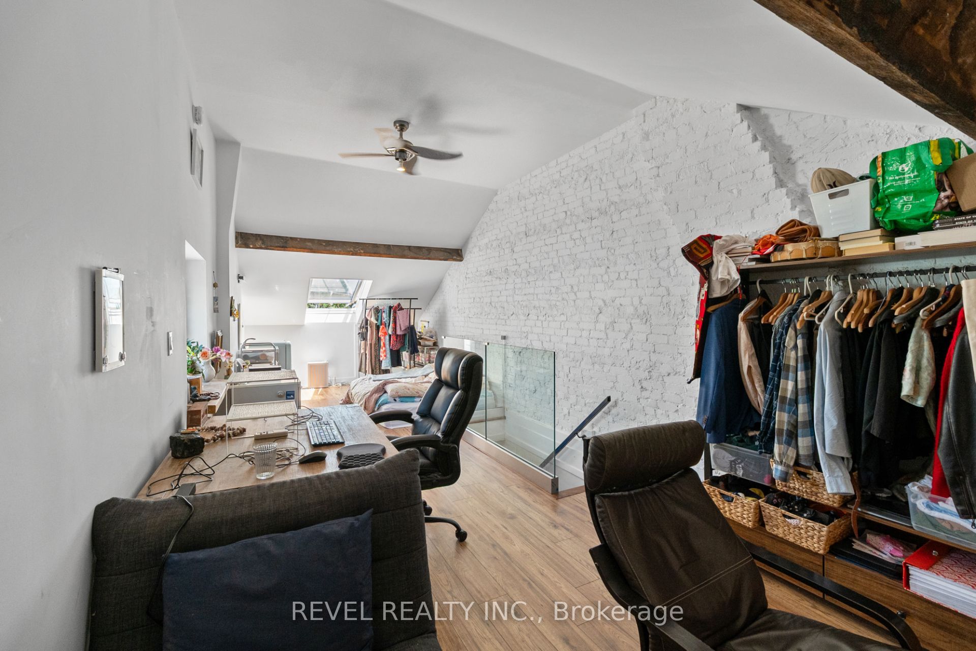 334 James Street N Property Photo 29
