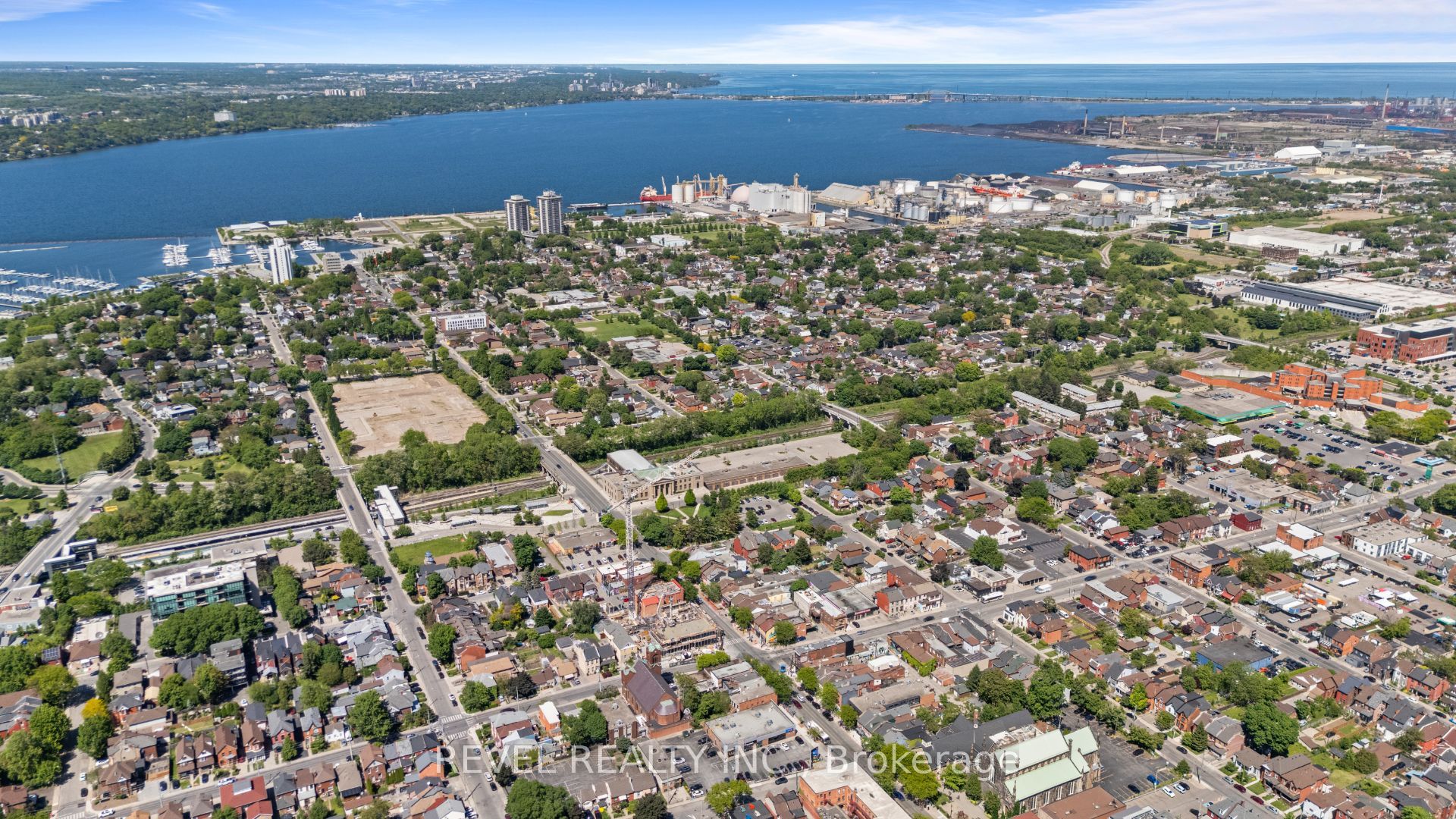 334 James Street N Property Photo 39