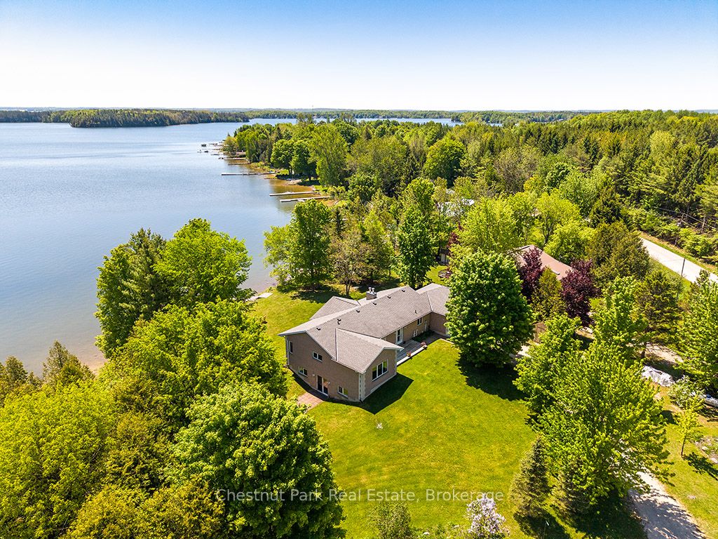 189 Point Road Property Photo 3