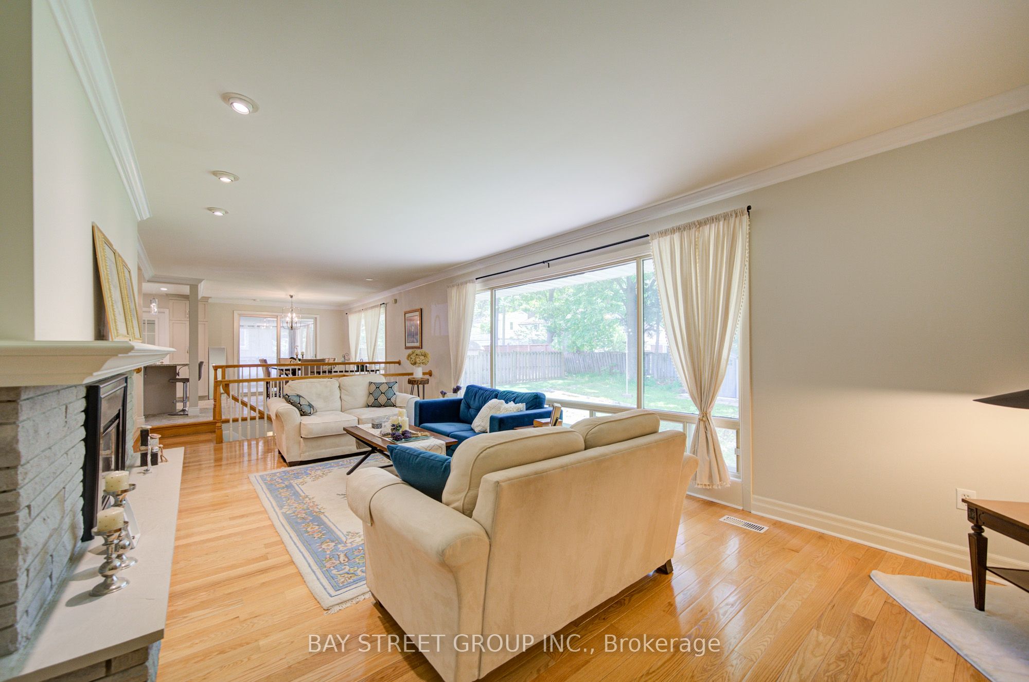 88 Marsdale Drive Property Photo 10