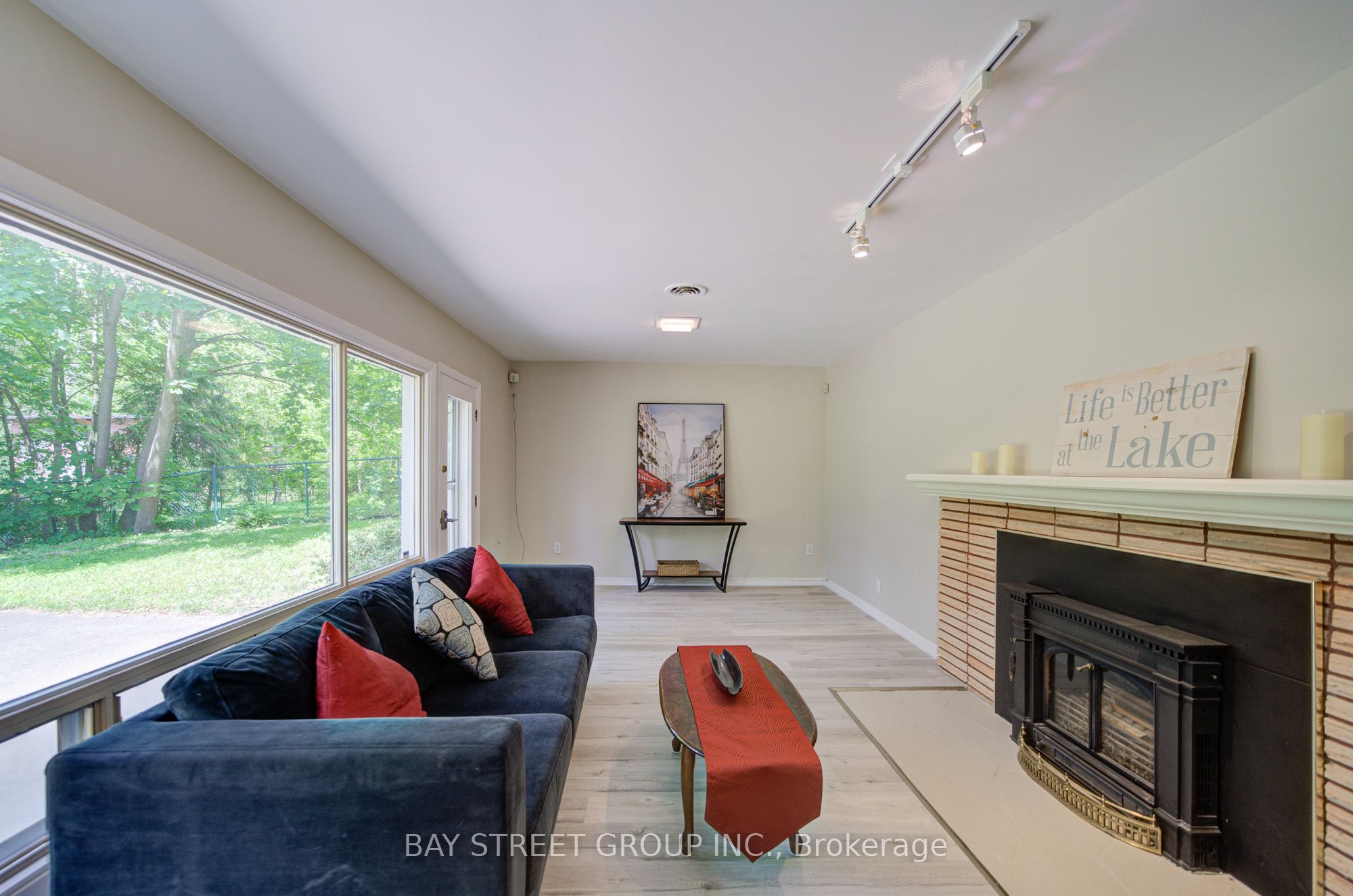 88 Marsdale Drive Property Photo 35